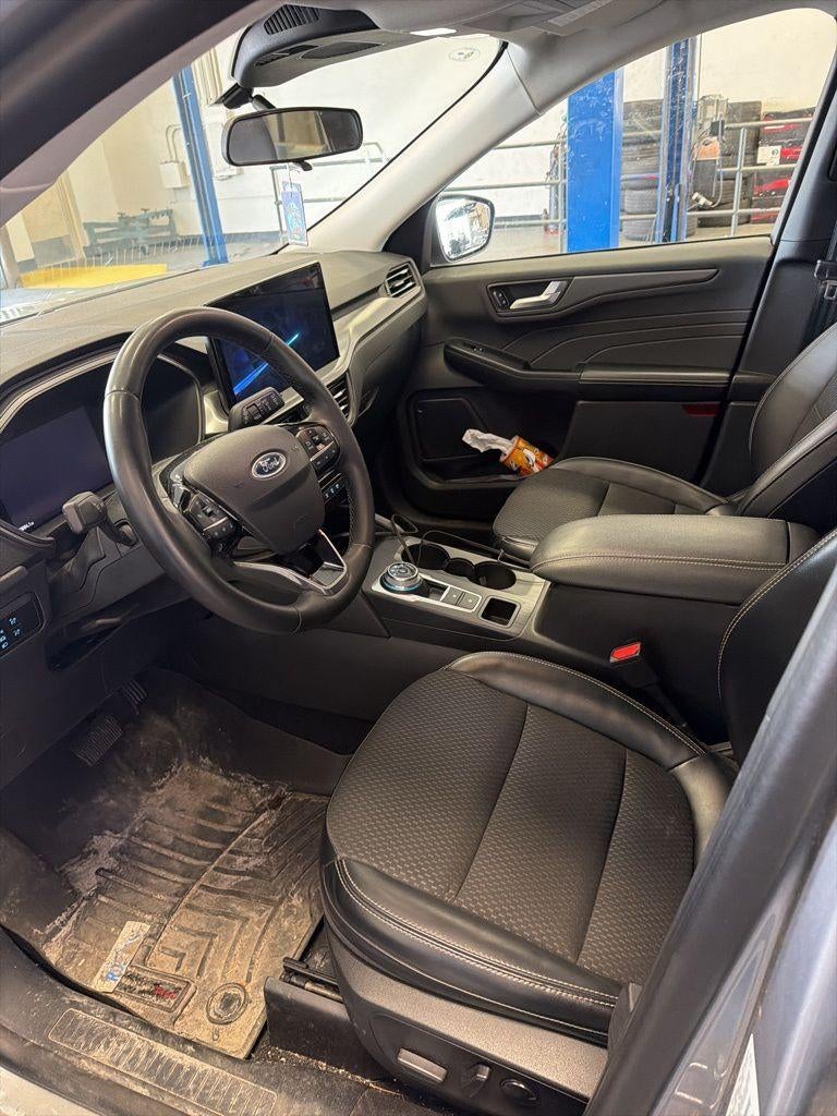 2023 Ford Escape Base