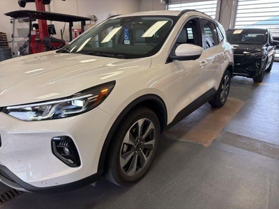 2023 Ford Escape Platinum