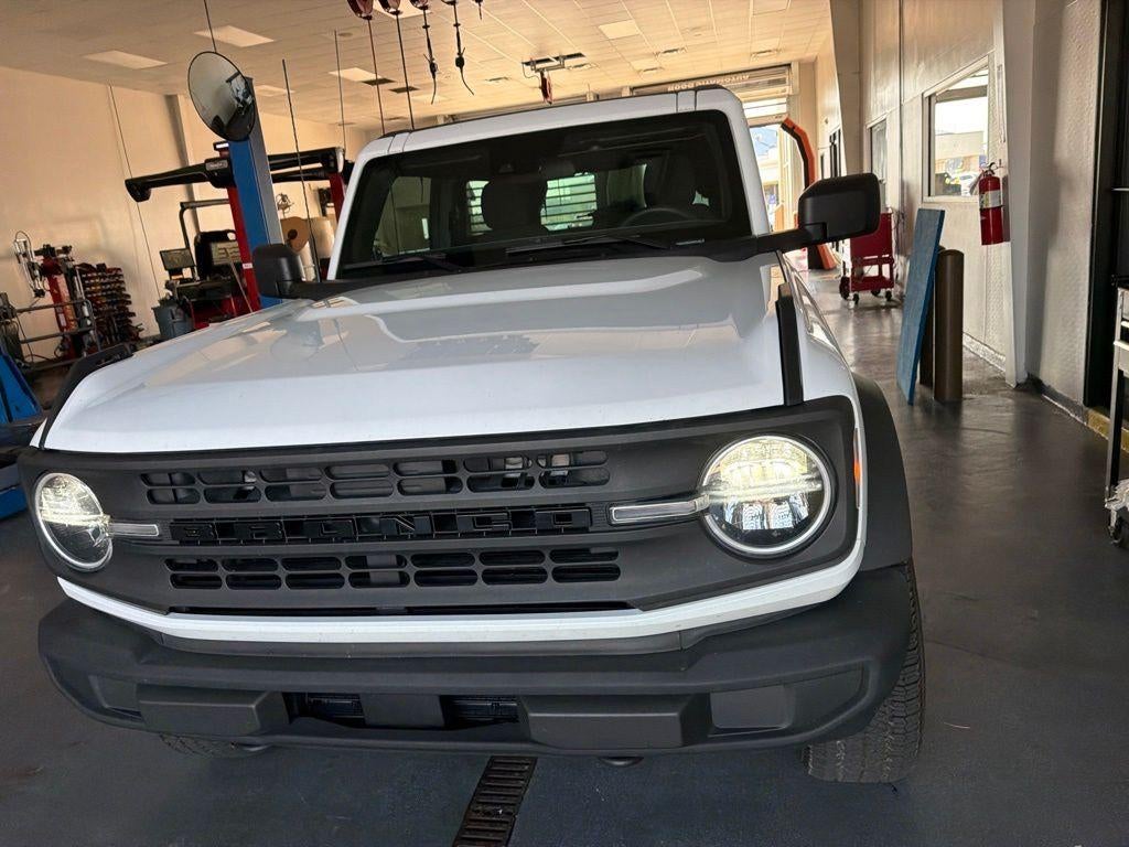 2021 Ford Bronco Base