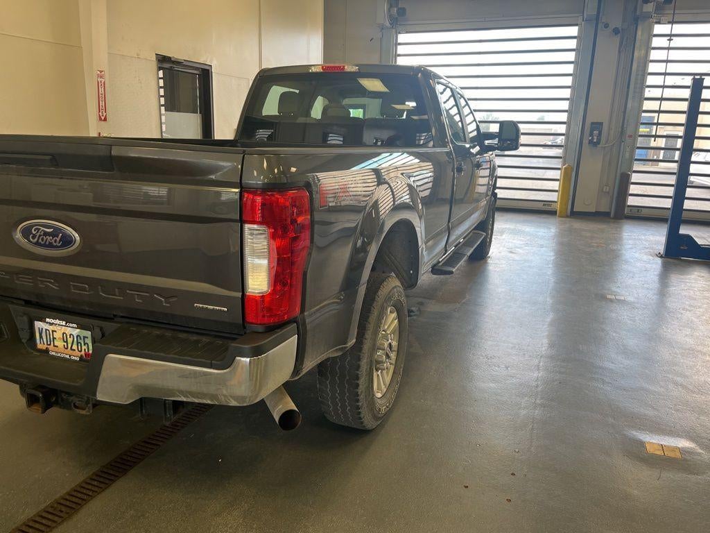 2017 Ford Super Duty F-250 SRW XL