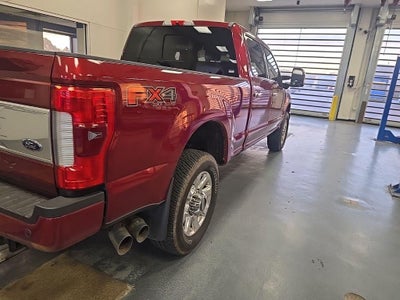 2017 Ford Super Duty F-350 SRW Platinum
