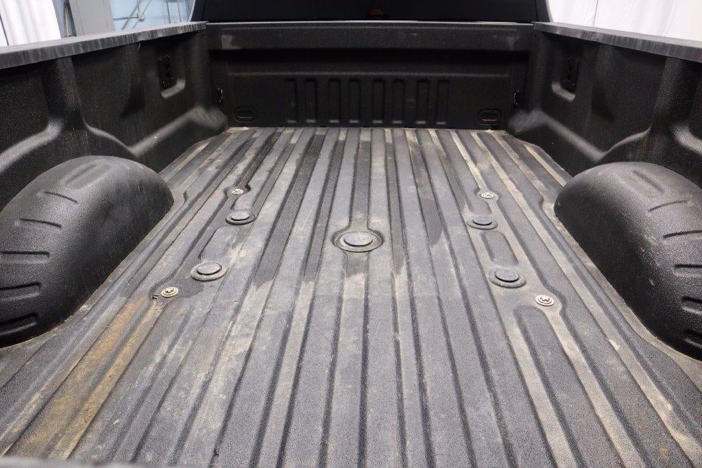 2025 Ford Super Duty F-350 DRW Platinum