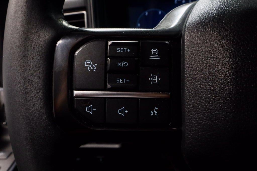 2025 Ford Super Duty F-350 DRW Platinum