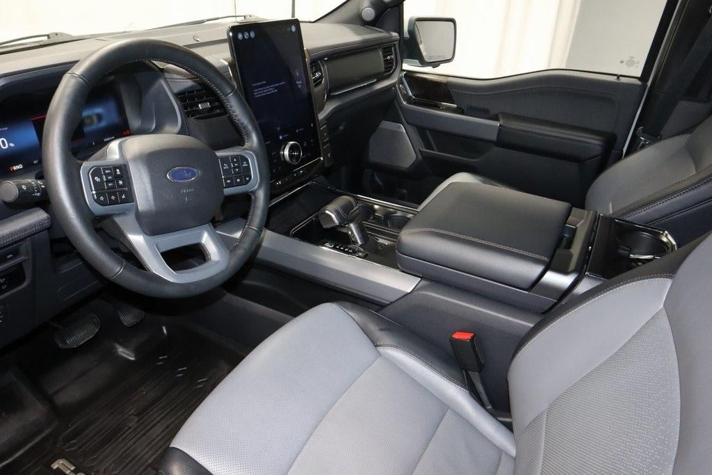 2023 Ford F-150 Lightning Lariat