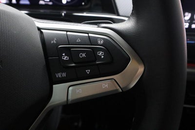 2025 Volkswagen Atlas Cross Sport 2.0T SEL R-Line Black