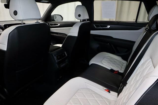 2024 Volkswagen Atlas Cross Sport 2.0T SEL Premium R-Line