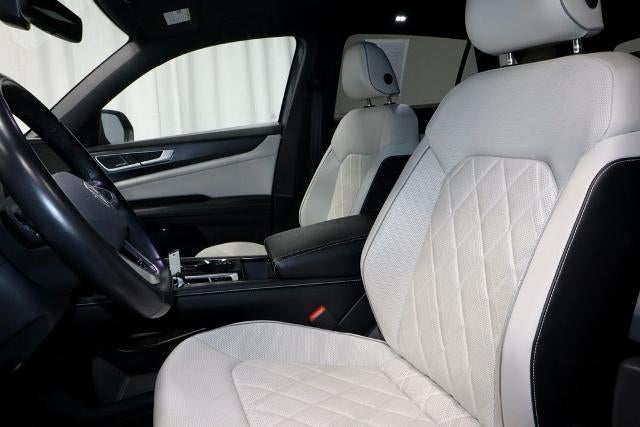 2024 Volkswagen Atlas Cross Sport 2.0T SEL Premium R-Line