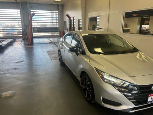 2023 Nissan Versa 1.6 SR