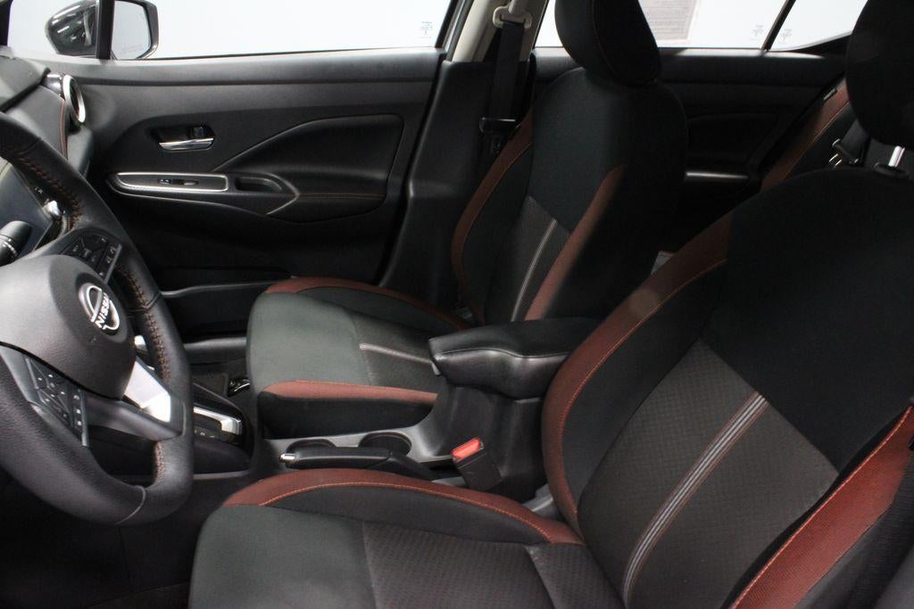 2024 Nissan Versa 1.6 SR