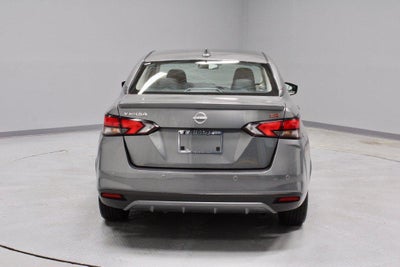 2024 Nissan Versa 1.6 SR