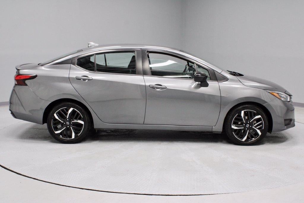 2024 Nissan Versa 1.6 SR