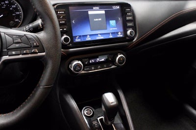 2024 Nissan Versa 1.6 SR