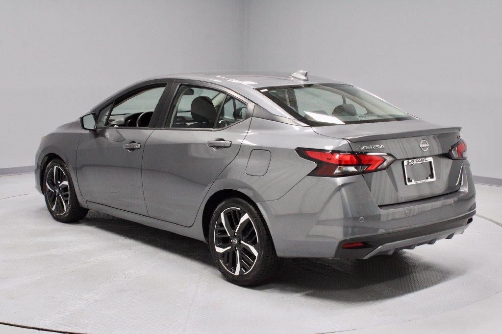 2024 Nissan Versa 1.6 SR