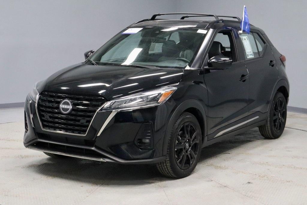 2023 Nissan Kicks SR