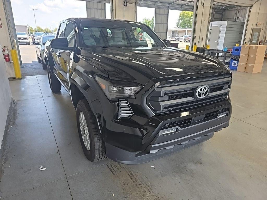 2025 Toyota Tacoma 4WD SR5