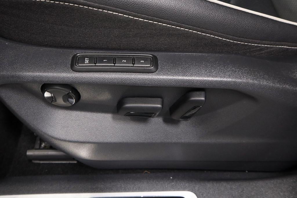 2022 Volkswagen Tiguan 2.0T SEL R-Line