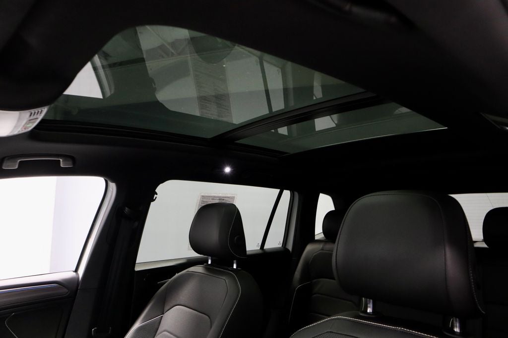 2022 Volkswagen Tiguan 2.0T SEL R-Line