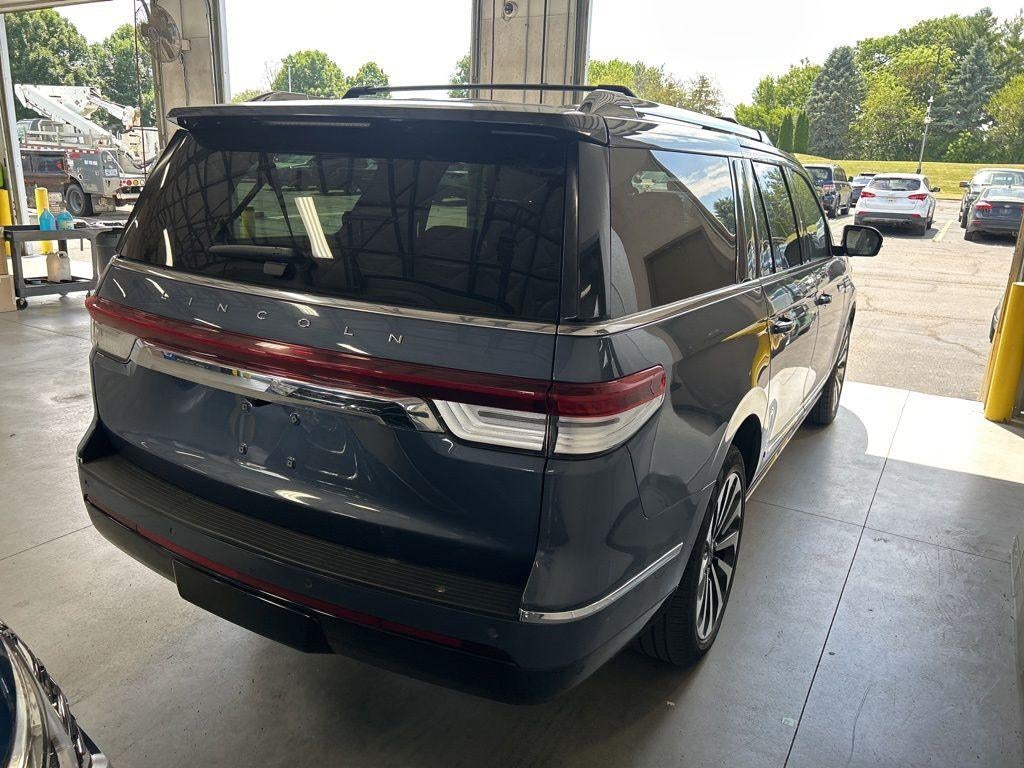 2023 Lincoln Navigator L Reserve