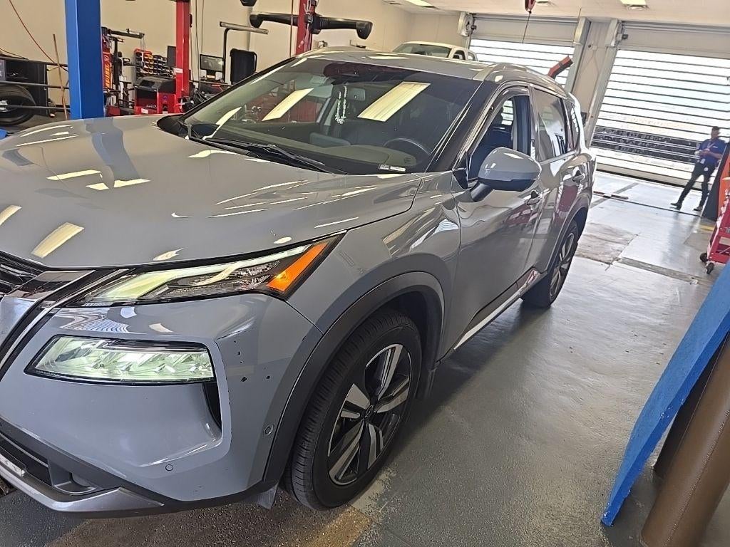 2023 Nissan Rogue SL