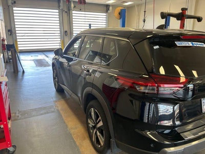 2025 Nissan Rogue SL
