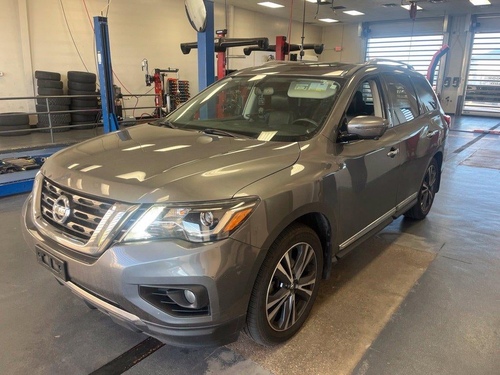 2020 Nissan Pathfinder Platinum