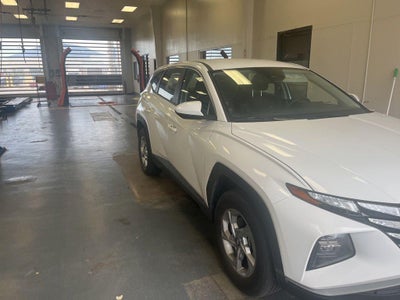 2023 Hyundai TUCSON SE