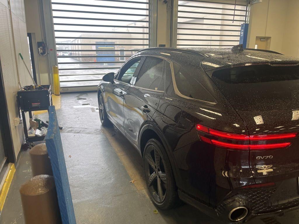 2024 Genesis GV70 2.5T Sport Prestige