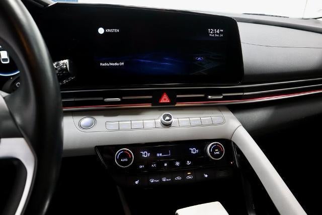 2022 Hyundai ELANTRA Limited