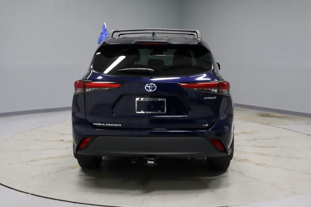 2020 Toyota Highlander LE