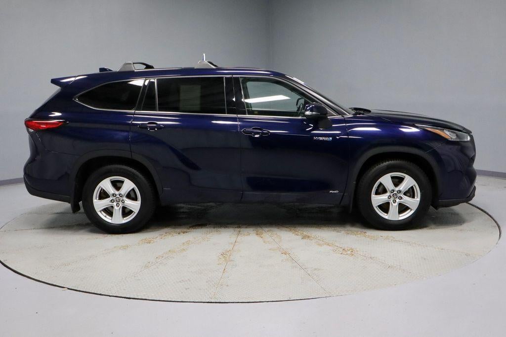 2020 Toyota Highlander LE