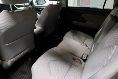 2020 Toyota Highlander LE