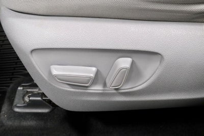 2020 Toyota Highlander LE
