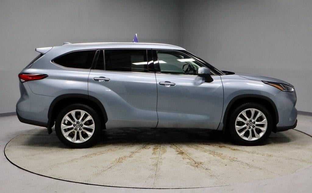 2022 Toyota Highlander Limited