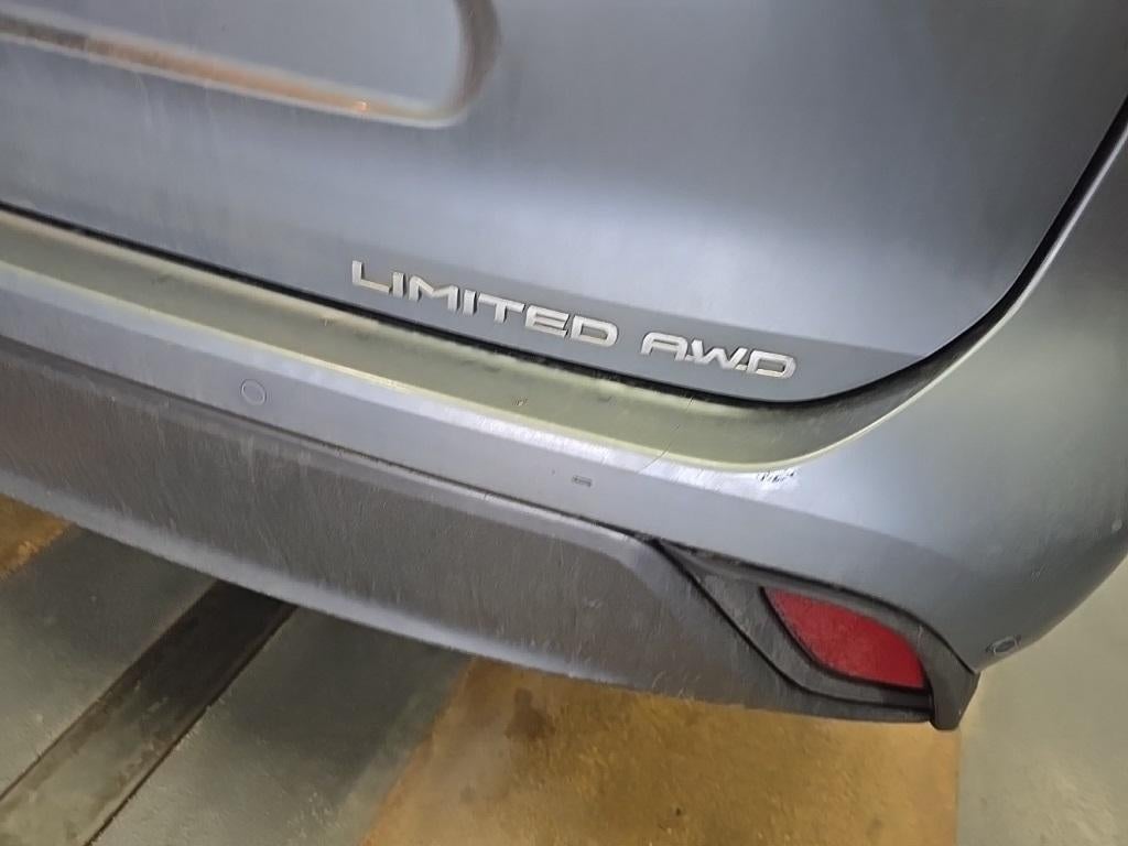 2022 Toyota Highlander Limited