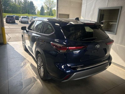 2024 Toyota Highlander Platinum