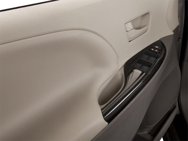 2012 Toyota Sienna XLE