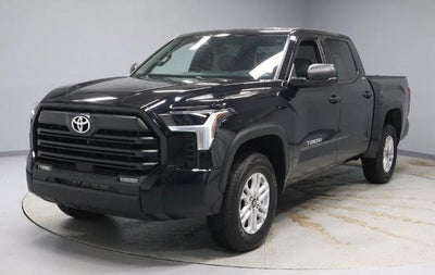 2025 Toyota Tundra 4WD SR5