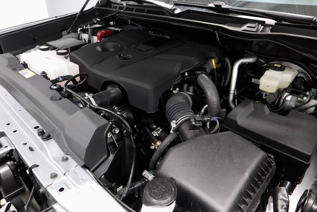 2025 Toyota Tundra 4WD SR5