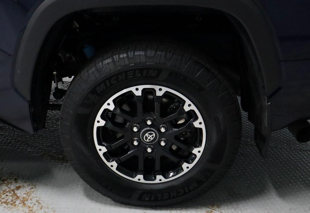 2025 Toyota Tundra 4WD SR5