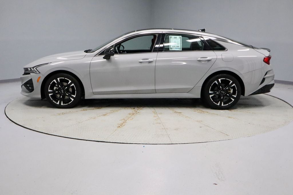 2023 Kia K5 GT-Line