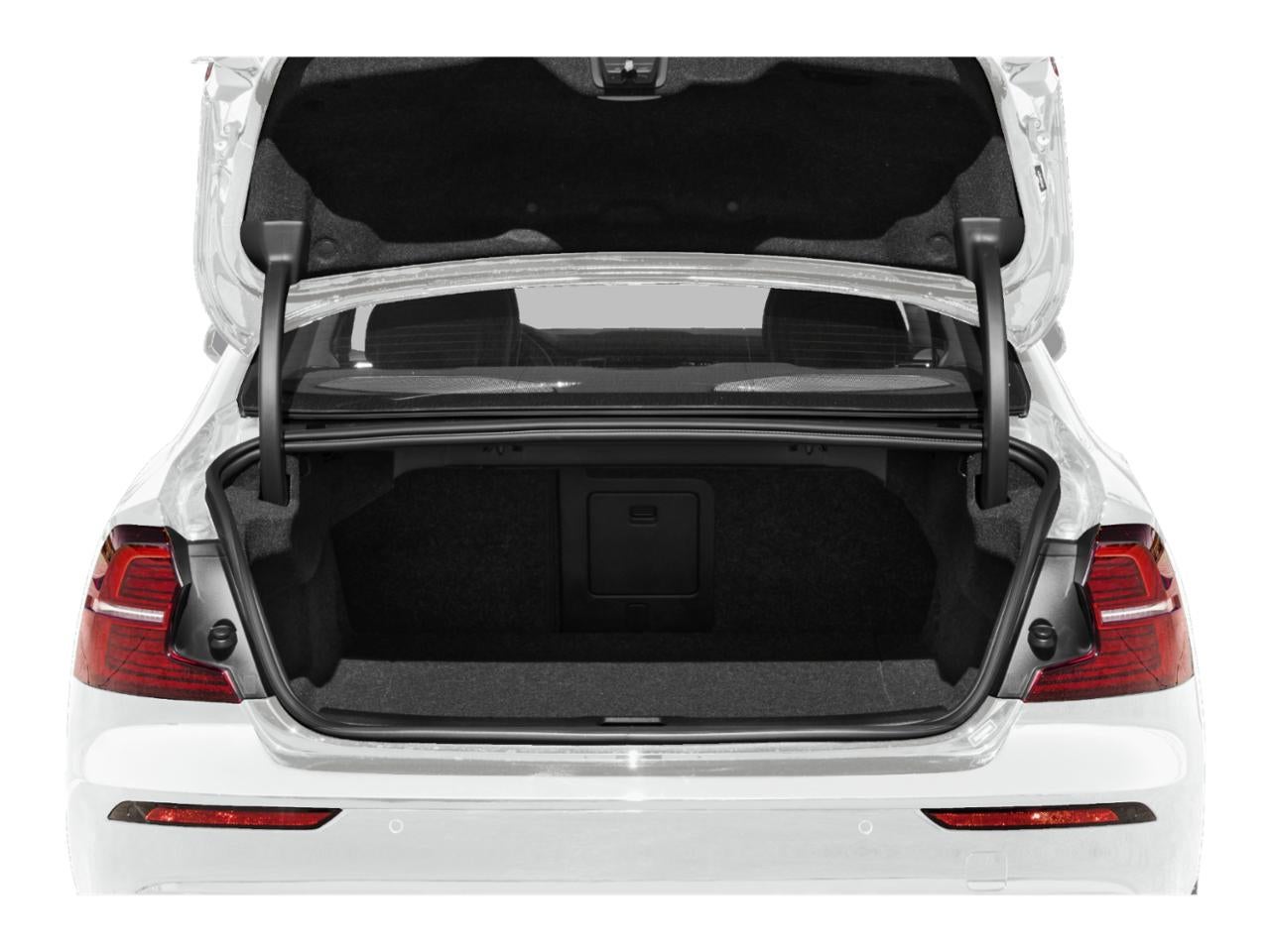 2024 Volvo S60 B5 Plus Dark Theme