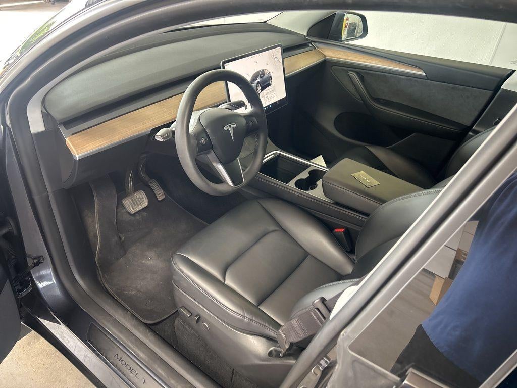 2024 Tesla Model Y Long Range