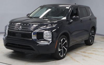 2022 Mitsubishi Outlander ES