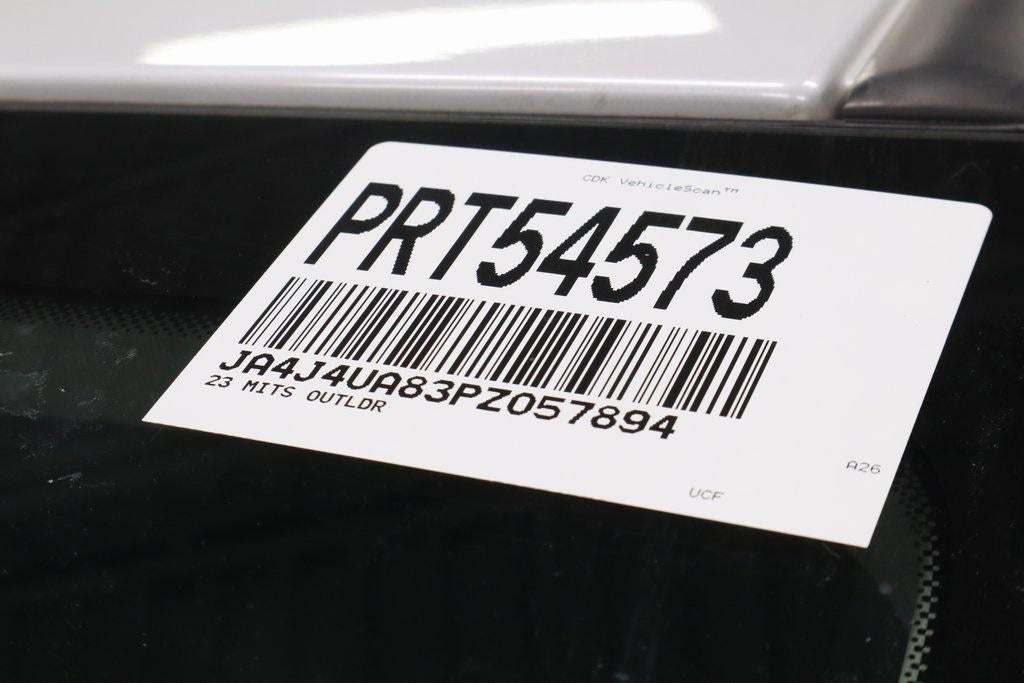 2023 Mitsubishi Outlander SE