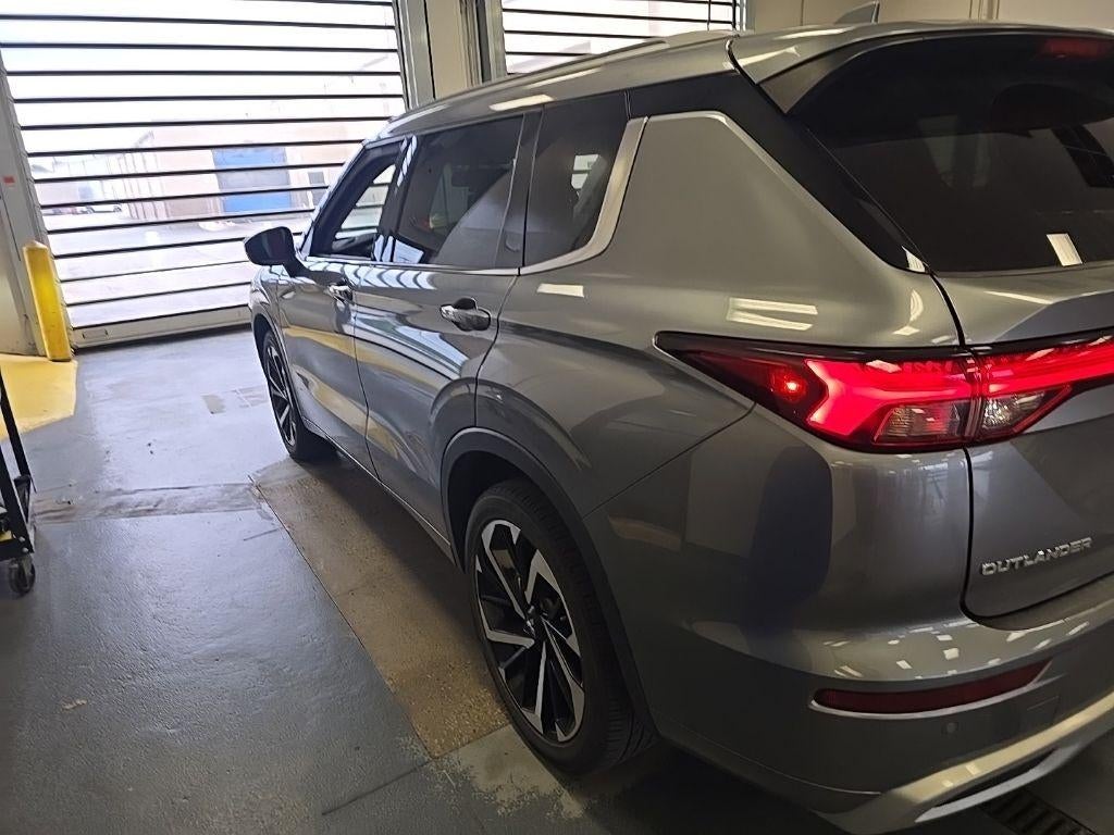 2023 Mitsubishi Outlander SEL