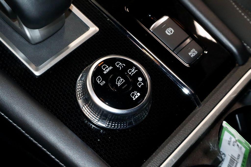 2024 Mitsubishi Outlander SE Black Edition