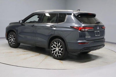 2024 Mitsubishi Outlander SE Black Edition