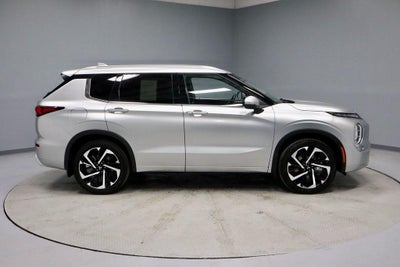 2024 Mitsubishi Outlander SEL