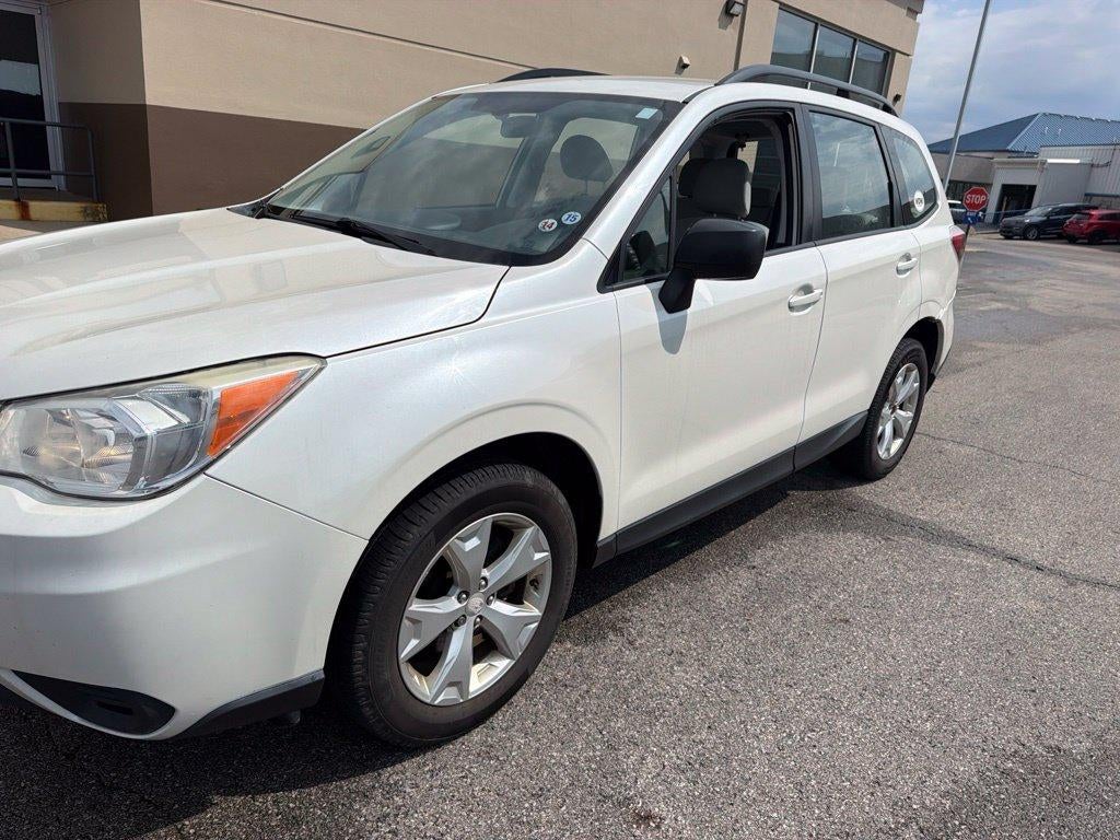 2015 Subaru Forester 2.5i