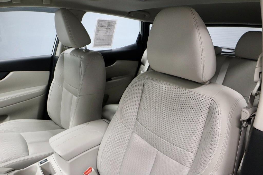 2022 Nissan Rogue Sport SL